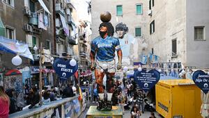 SSC Neapel - Eintracht Frankfurt - Features