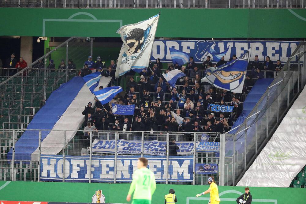 Rund 200 Fans der Hoffenheimer waren beim Auswärtsspiel in Wolfsburg dabei