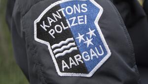 Jacke mit Aufschrift Kantonspolizei Aargau