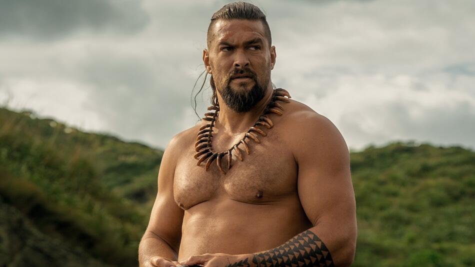 In "Chief of War" hauptsächlich im Lendenschurz unterwegs: Jason Momoa.