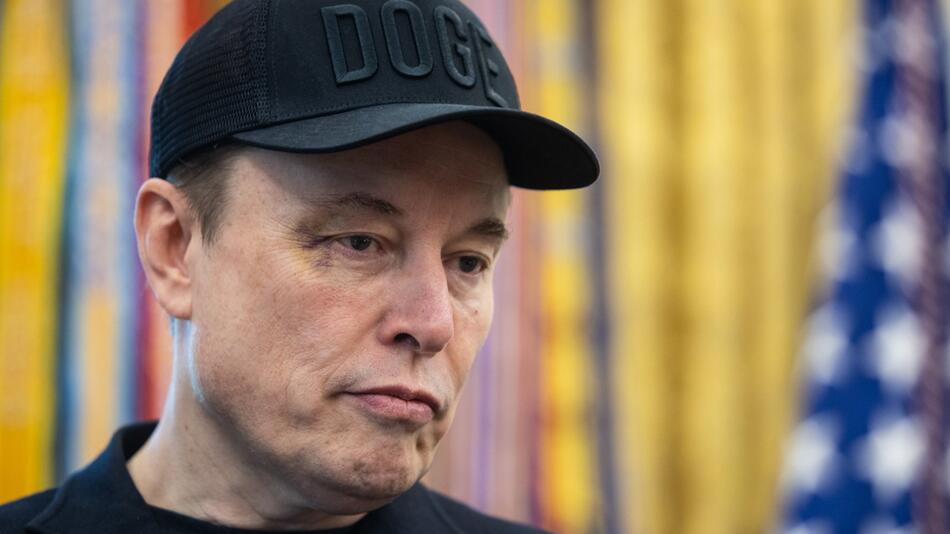 Für dieses Veilchen soll Elon Musks Sohn verantwortlich sein.