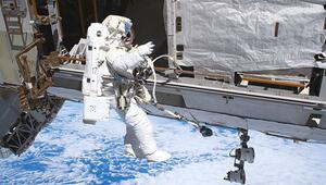 Spiegelbild im All: NASA-Astronaut gelingt spektakuläres ISS-Selfie