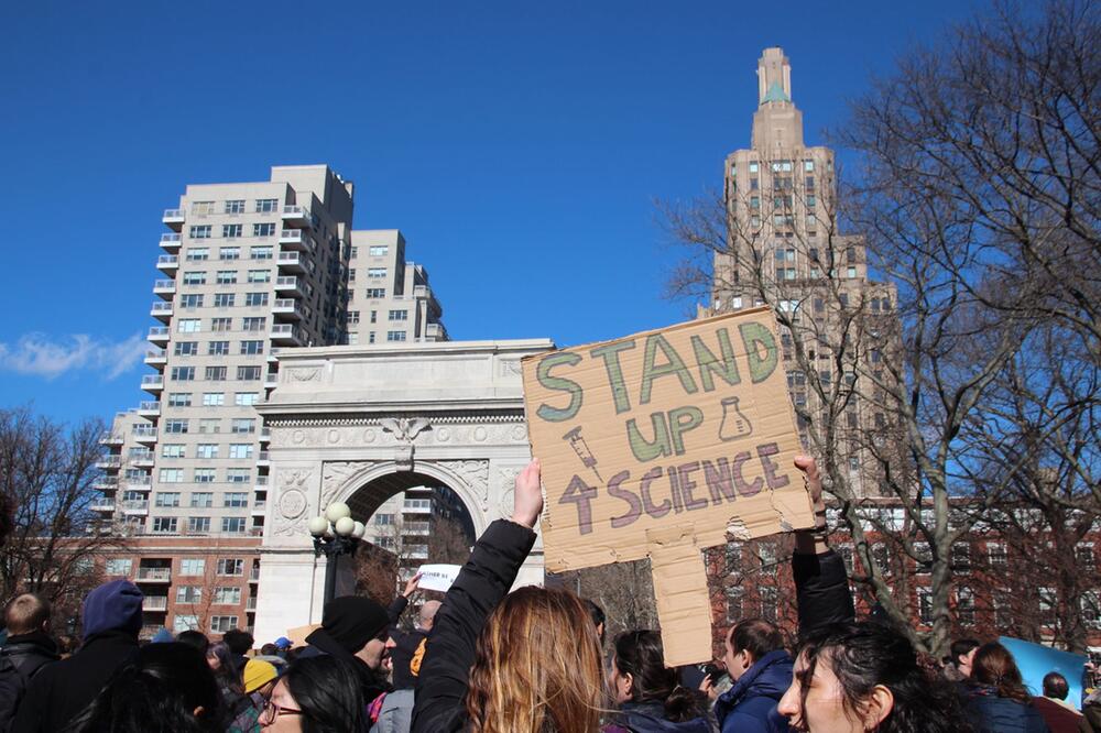 Wissenschaftler protestieren gegen Trumps Politik