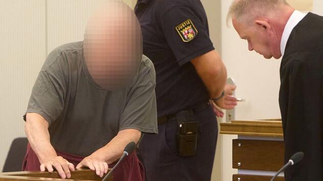 Späte Beichte: Angeklagter gesteht Mord nach fast 32 Jahren