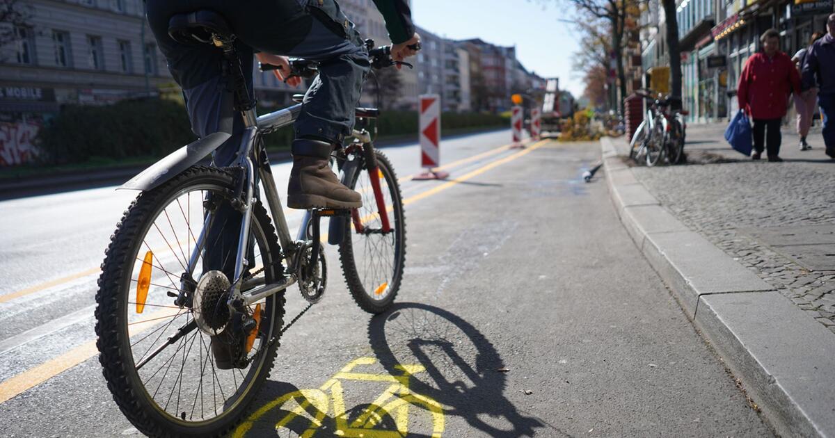 Schutz für Radler, höhere Bussgelder Neue Verkehrsregeln