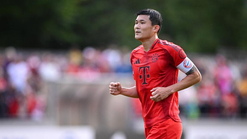 Min-Jae Kim, FC Bayern München, Fussball