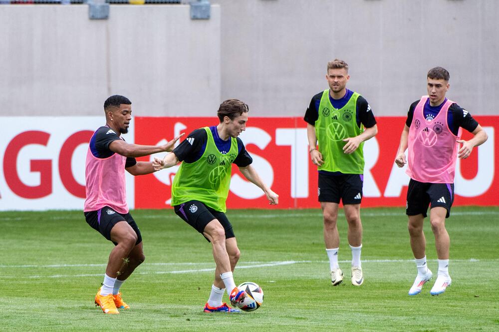 Rocco Reitz und Brajan Gruda im DFB-Training