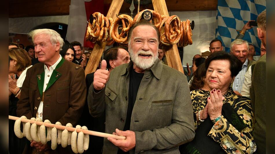 Arnold Schwarzenegger ist seit Jahren Stammgast bei der Weisswurstparty.