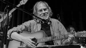 Tucker Zimmerman bei einem seiner letzten Konzerte in Berlin Kreuzberg im November 2024.