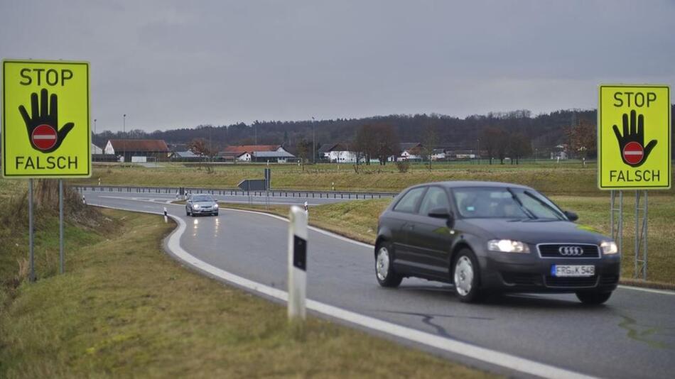 Warnschilder Geisterfahrer