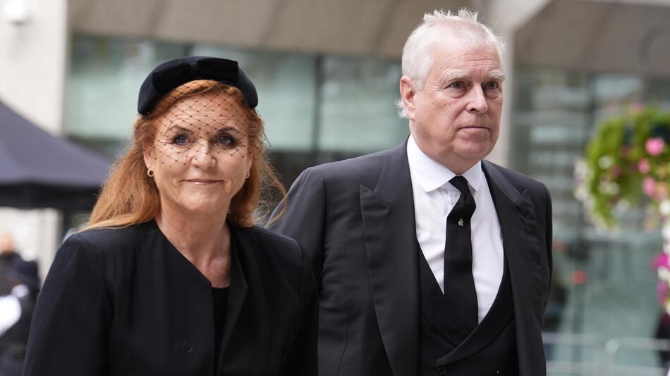 Sarah Ferguson und Prinz Andrews sollen in Zukunft nicht mehr prominent in Erscheinung treten.