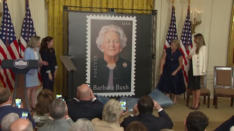 Barbara Bushs Briefmarke: First Lady Melania über Gleichberechtigung und Frauen im Präsidentenamt