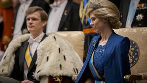 Willem-Alexander (Martijn Lakemeier) und Máxima (Delfina Chaves).