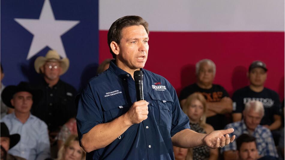 Ron DeSantis.