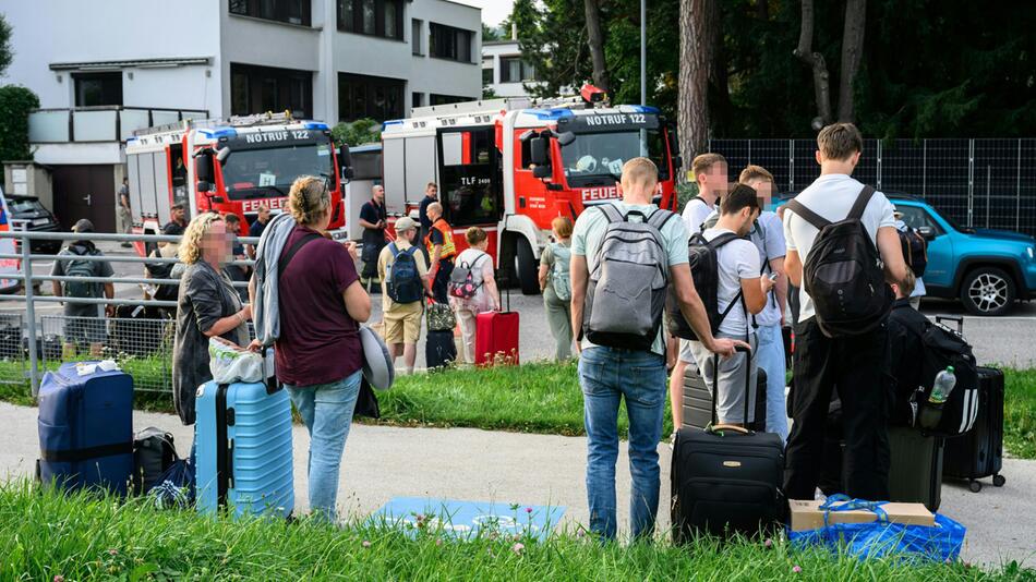 400 ICE-Passagiere aus Tunnel bei Wien gerettet