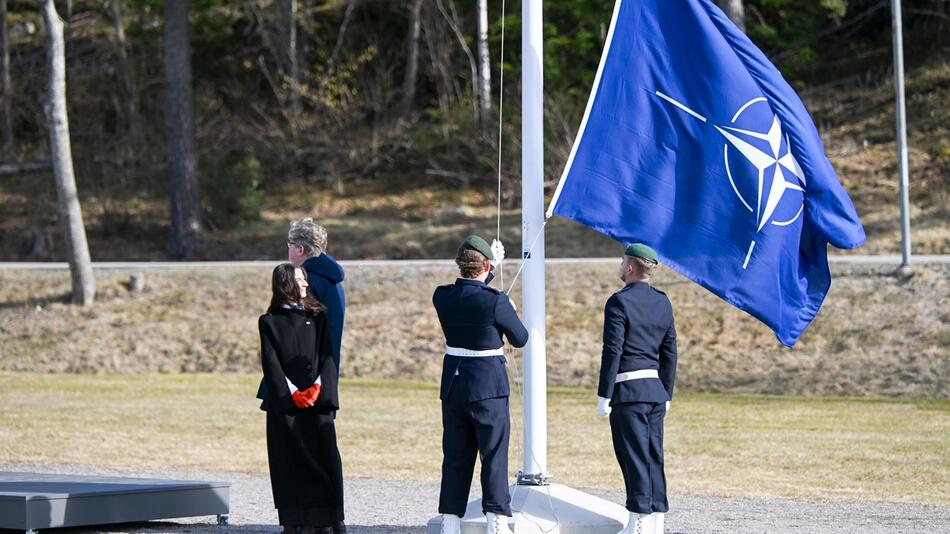 Zeremonie zur Aufnahme Schwedens in die Nato