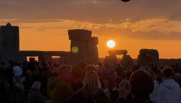 Kalendarischer Sommeranfang - Sonnenwende in Stonehenge