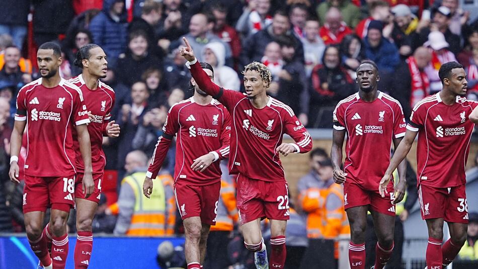 Liverpool gegen Everton - Premier League - Anfield