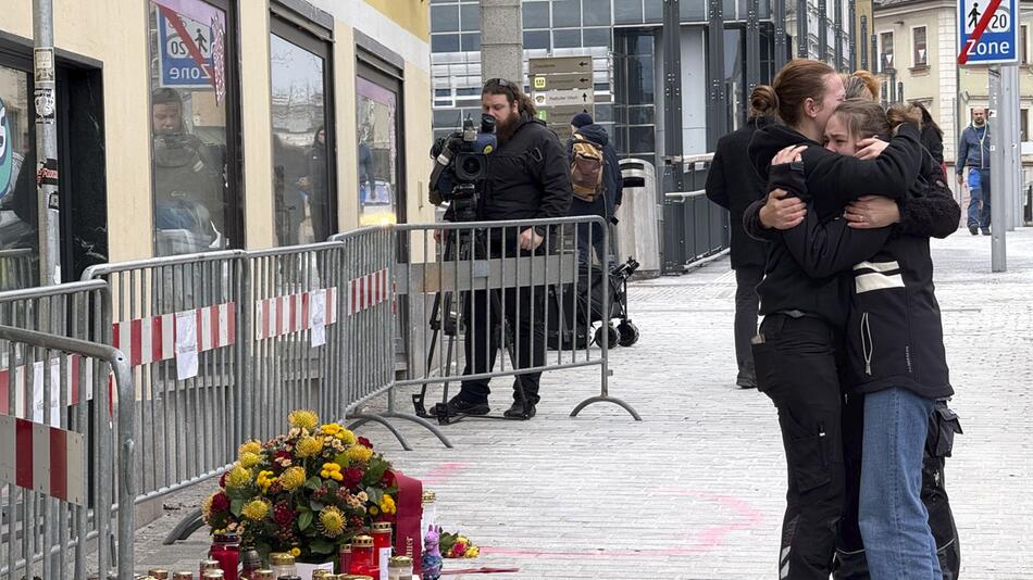 Mann attackiert Passanten in Österreich