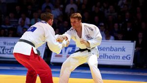 Judoka Timo Cavelius (r)