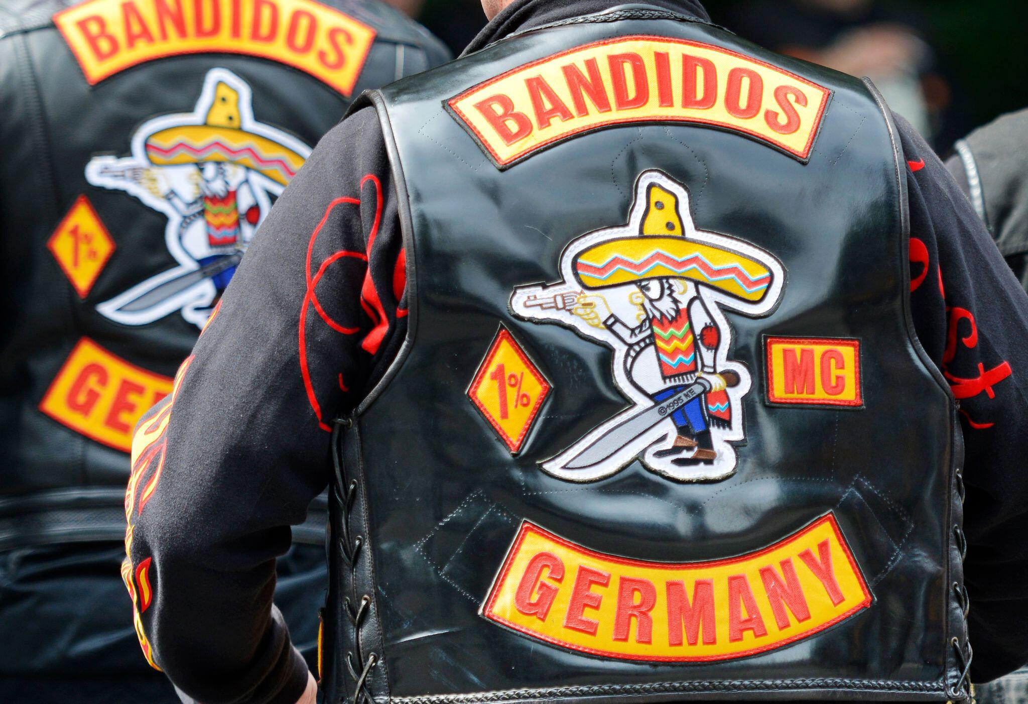 Bandidos 2024. Bandidos мотоклуб. Мотоклубы Германии. Мотоклуб Бандидос в России. Патчи Bandidos MC.