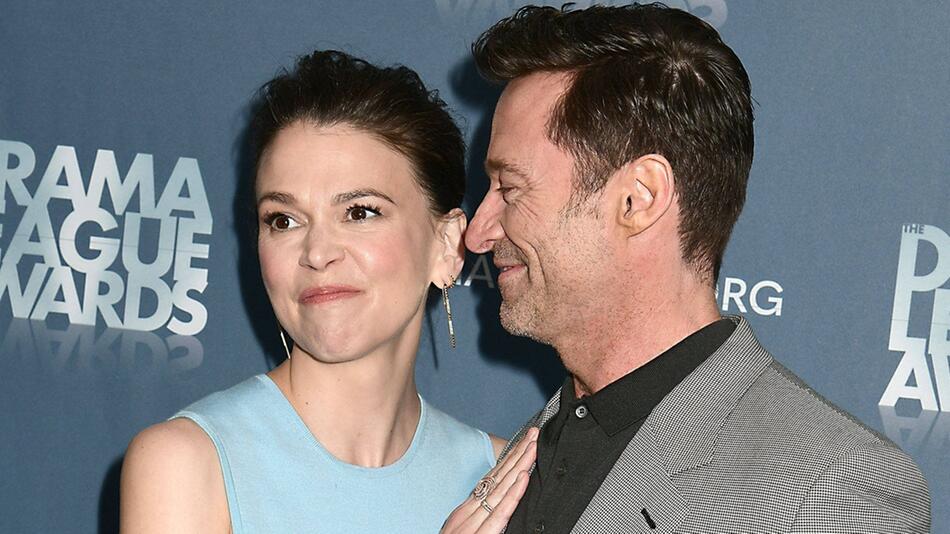 Hugh Jackman und Sutton Foster auf dem roten Teppich im Mai 2022.