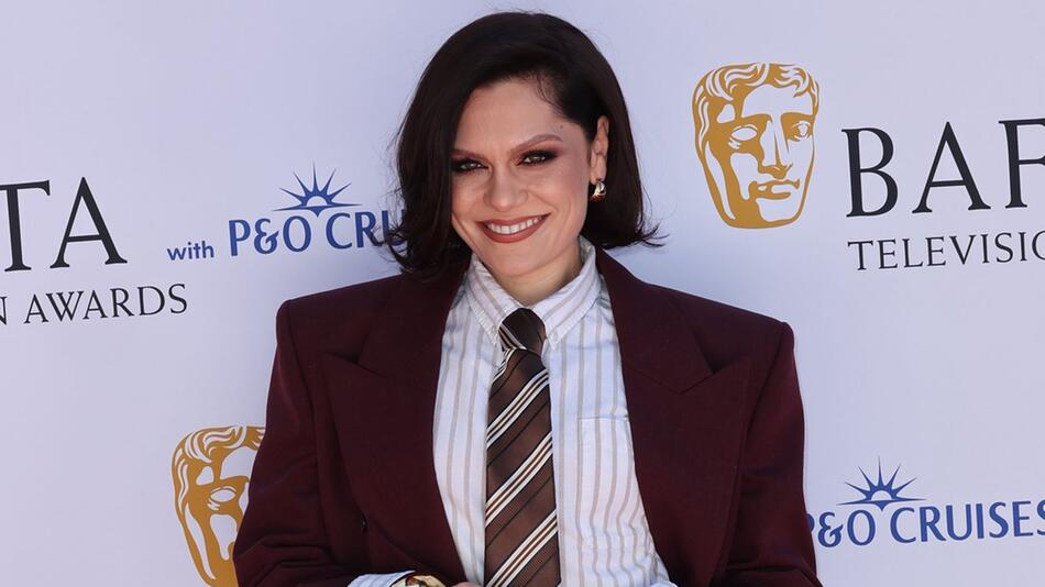 Jessie J meldet sich bei ihren Fans nach Bekanntgabe ihrer Krebsdiagnose.