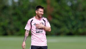 Lionel Messi hat weiter Spass am Fussball spielen.
