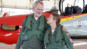 Spaniens Prinzessin Leonor beim Trainingsflug mit König Felipe VI