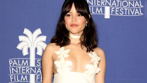 Auf dem Filmfestival in Marrakesch kritisierte Jenna Ortega den Einsatz von KI.