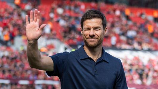 Trainer Xabi Alonso