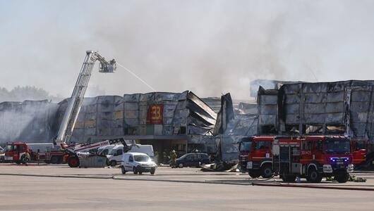 Grossbrand in einem Warschauer Einkaufszentrum