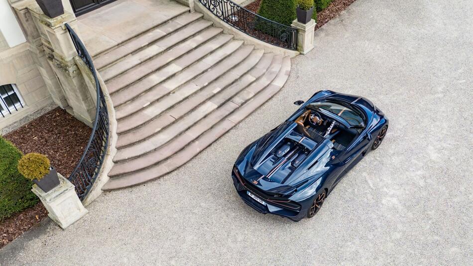 Luftaufnahme vom Bugatti Mistral