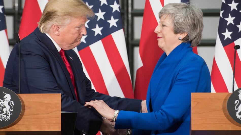 US-Präsident Trump besucht Grossbritannien - May