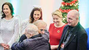 Frank Zanders 30. Weihnachtsfeier für Obdachlose