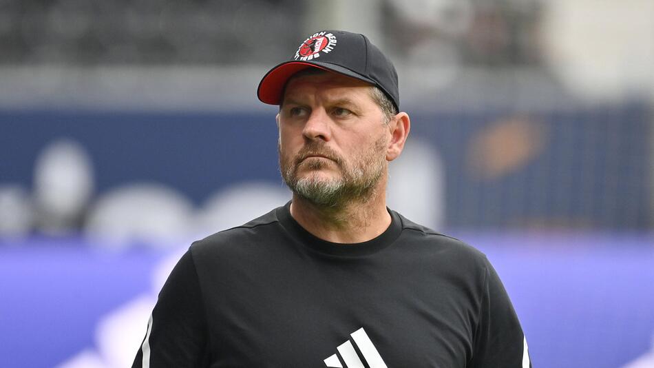 Steffen Baumgart verpasst nur ein Spiel auf der Trainerbank.