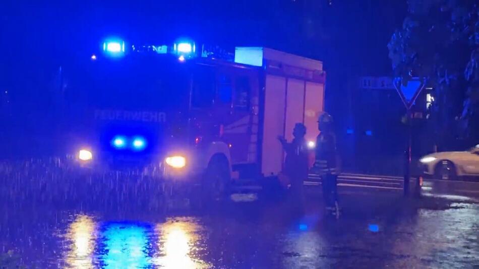 Überschwemmte Strassen: Über 100 Feuerwehreinsätze im Landkreis Harburg