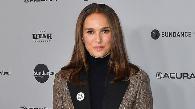 Natalie Portman hat über drittes Kind und ihre Muttergefühle gesprochen.