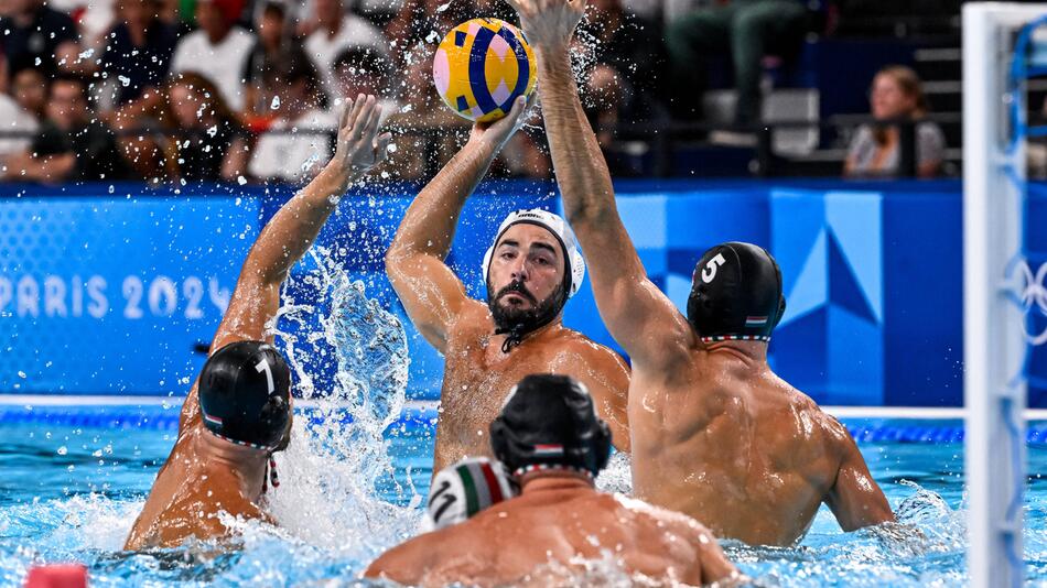 Wasserball Italien gegen Ungarn bei den Olympischen Spielen