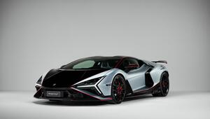 Lamborghini Revuelto SV