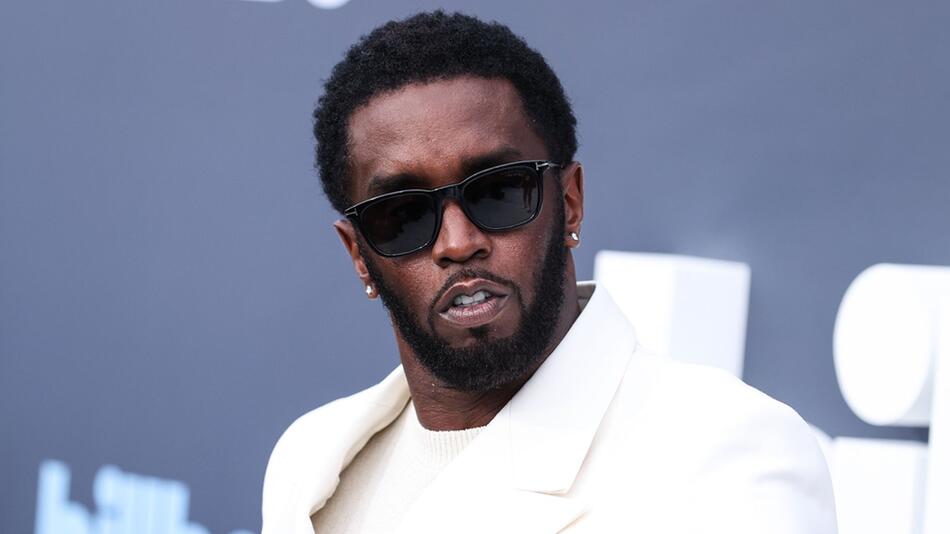 Ex-Musikmogul Sean Combs wartet bis Oktober auf sein Strafmass.