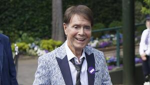 Beim Wimbledon-Turnier zeigte sich Cliff Richard Ende Juni 2025 gut gelaunt und fit.