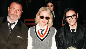 Liev Schreiber und Naomi Watts sassen neben Demi Moore (r.) in der ersten Reihe.