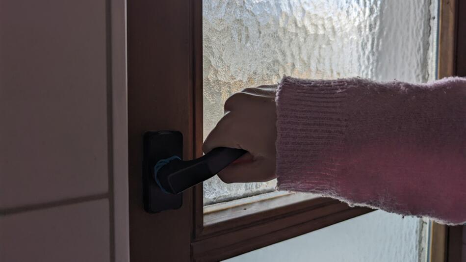 Fenstergriff auf 45 Grad stellen: Was es mit dem Trick auf sich hat