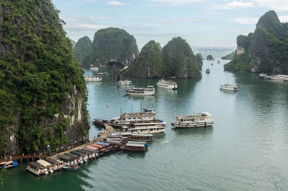 Die berühmten Felsen der Halong-Bucht