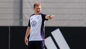 Training Fussball Nationalmannschaft Männer