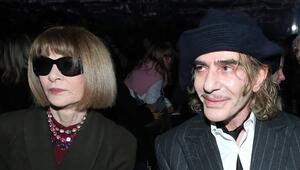 Anna Wintour - hier mit John Galliano bei einer Christian-Dior-Schau im Januar in Paris - lobt ...