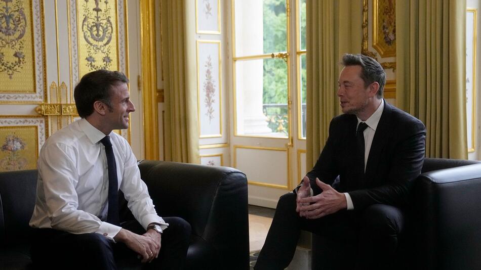 Tesla-CEO Musk trifft Frankreichs Präsident Macron