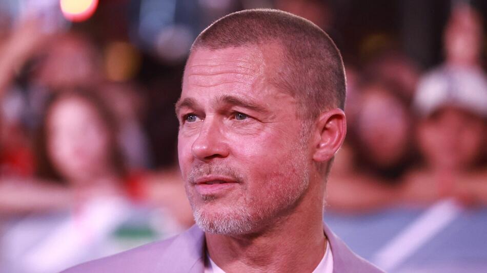 Brad Pitt war gerade unterwegs, um seinen neuen Film vorzustellen, als es zum Einbruch in sein ...