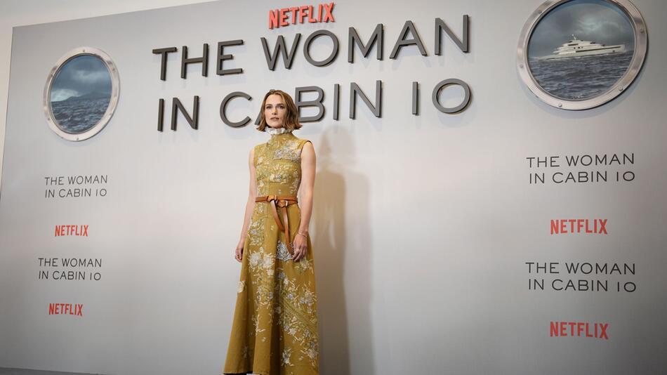Photocall "The Woman in Cabin 10" in London